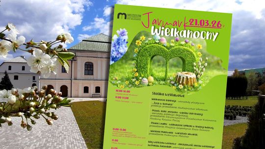 plakat na tle synagogi we włodawie