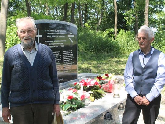 Uroczystość na cmentarzu w Radziejowie