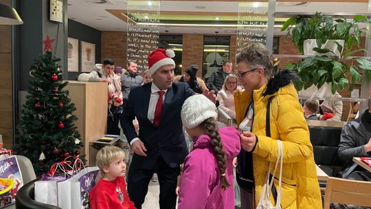 Chełm. Dariusz Grabczuk nie przestaje być lokalnym Mikołajem Chełm. Dariusz Grabczuk nie przestaje być lokalnym Mikołajem