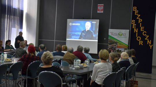 Fajsławiccy seniorzy debatowali o bezpieczeństwie i wsparciu