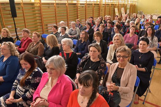 Samorząd powiatu nie zapomniał o Międzynarodowym Dniu Kobiet