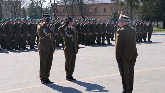 Chełm: Zmiana dowódcy 19. Chełmskiego Dywizjonu Artylerii Samobieżnej [ZDJĘCIA]