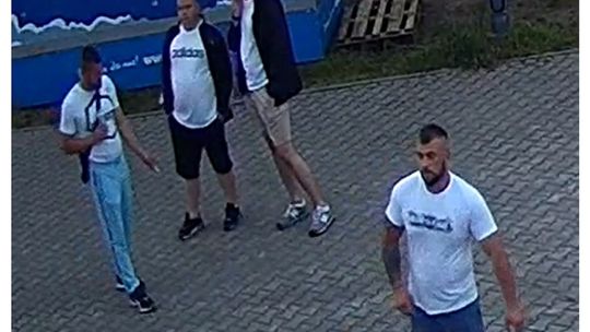 Włodawska policja poszukuje sprawców dwóch pobić w Okunince [ZDJĘCIA]