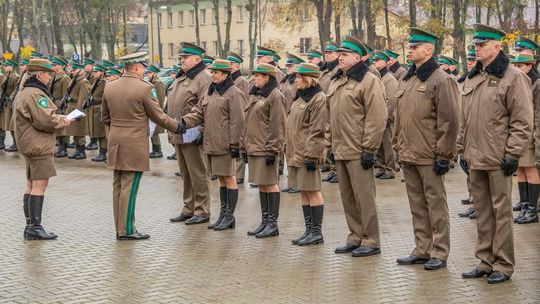 Chełm. Awanse i odznaczenia w Nadbużańskim Oddziale Straży Granicznej w Chełmie [ZDJĘCIA]