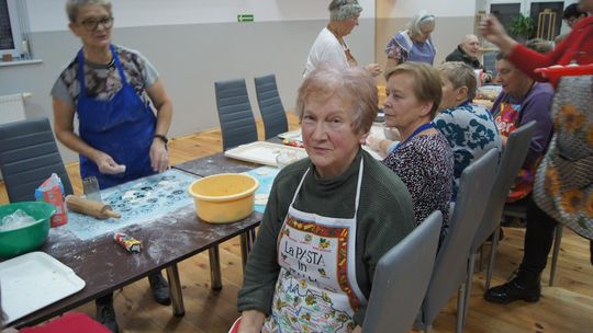 Akcja lepienia pierogów w Strachosławiu