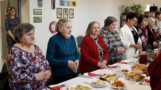 Gm. Leśniowice. Wigilia w Dziennym Domu Senior+ „Słowikowo” w Teresinie