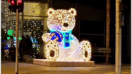 W Chełmie pojawiły się zapowiadane iluminacje świąteczne!