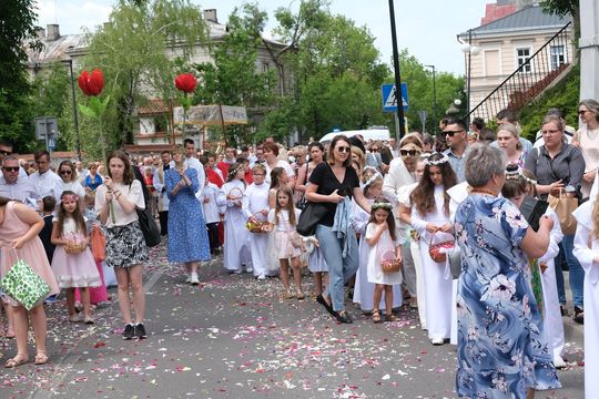 Chełm. Boże Ciało 2024. Procesja przeszła ulicami miasta [GALERIA ZDJĘĆ]