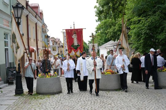 Chełm. Boże Ciało 2024. Procesja przeszła ulicami miasta [GALERIA ZDJĘĆ]