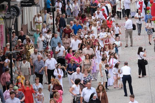 Chełm. Boże Ciało 2024. Procesja przeszła ulicami miasta [GALERIA ZDJĘĆ]