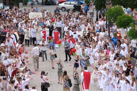 Chełm. Boże Ciało 2024. Procesja przeszła ulicami miasta [GALERIA ZDJĘĆ]