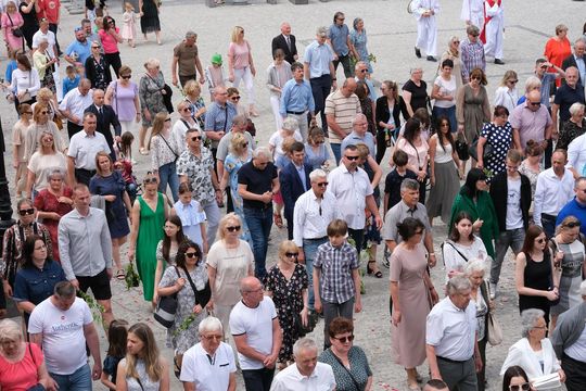 Chełm. Boże Ciało 2024. Procesja przeszła ulicami miasta [GALERIA ZDJĘĆ]