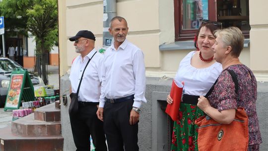 Chełmska biesiada seniorów  "Na ludową nutę z wiankiem w tle" [GALERIA ZDJĘĆ]