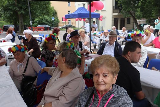 Chełmska biesiada seniorów  "Na ludową nutę z wiankiem w tle" [GALERIA ZDJĘĆ]