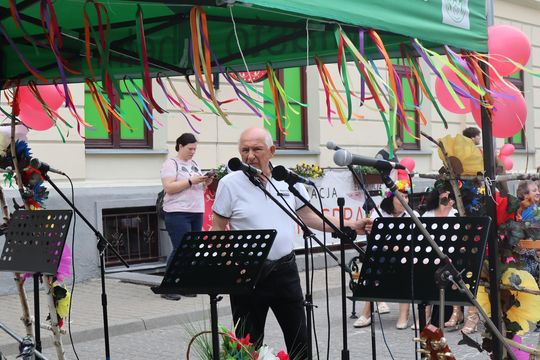 Chełmska biesiada seniorów  "Na ludową nutę z wiankiem w tle" [GALERIA ZDJĘĆ]