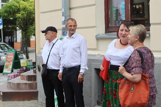 Chełmska biesiada seniorów  "Na ludową nutę z wiankiem w tle" [GALERIA ZDJĘĆ]