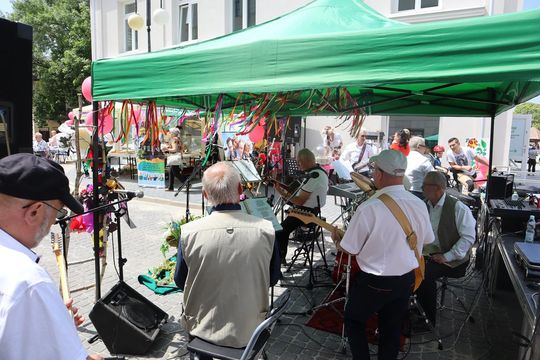 Chełmska biesiada seniorów  "Na ludową nutę z wiankiem w tle" [GALERIA ZDJĘĆ]