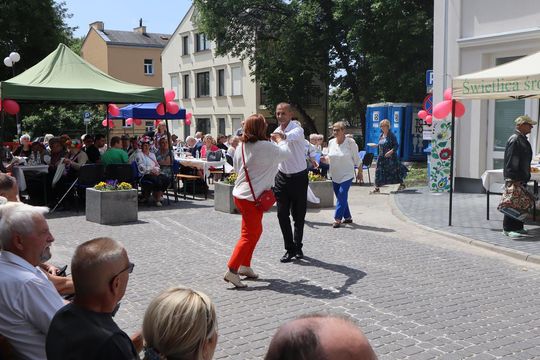 Chełmska biesiada seniorów  "Na ludową nutę z wiankiem w tle" [GALERIA ZDJĘĆ]