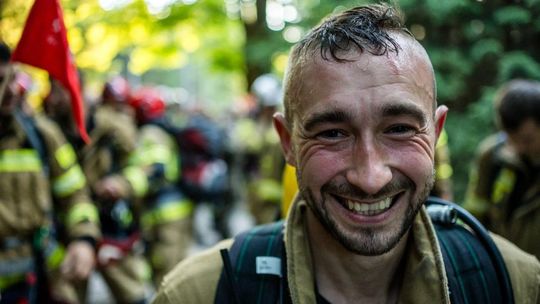 998 strażaków z całej Polski zdobyło szczyt Karkonoszy. Byli tam ochotnicy z Siedliszcza! [GALERIA ZDJĘĆ]