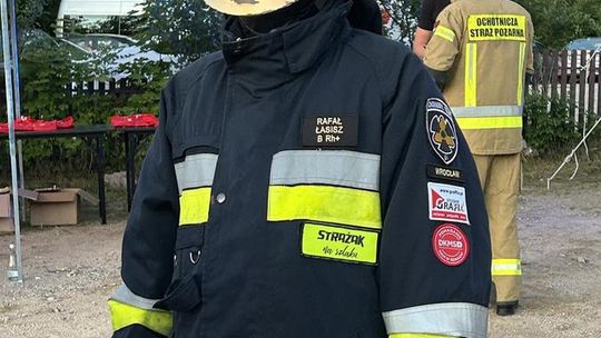 998 strażaków z całej Polski zdobyło szczyt Karkonoszy. Byli tam ochotnicy z Siedliszcza! [GALERIA ZDJĘĆ]