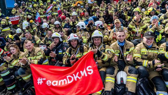 998 strażaków z całej Polski zdobyło szczyt Karkonoszy. Byli tam ochotnicy z Siedliszcza! [GALERIA ZDJĘĆ]