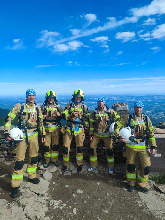 998 strażaków z całej Polski zdobyło szczyt Karkonoszy. Byli tam ochotnicy z Siedliszcza! [GALERIA ZDJĘĆ]