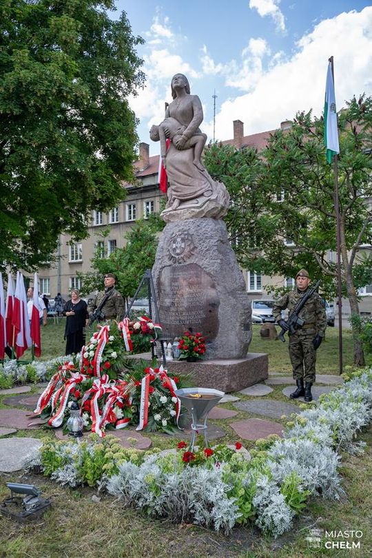 Chełm. Obchody 81. rocznicy Rzezi Wołyńskiej [GALERIA ZDJĘĆ]