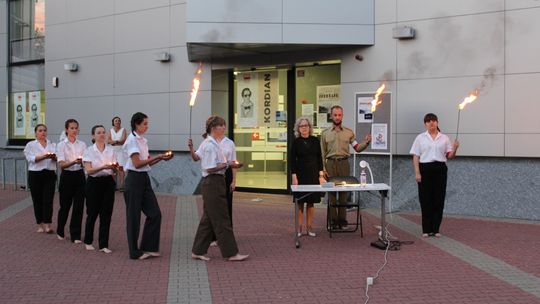 Chełm. Plenerowy spektakl w 80. rocznicę Powstania Warszawskiego [GALERIA ZDJĘĆ]