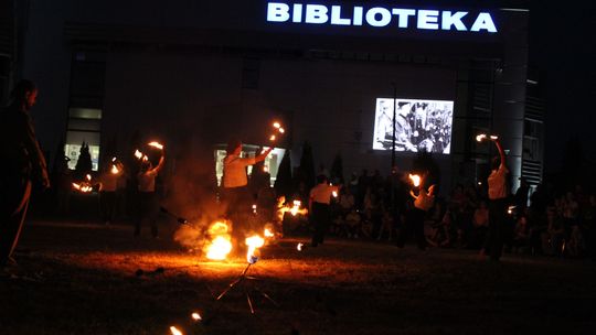 Chełm. Plenerowy spektakl w 80. rocznicę Powstania Warszawskiego [GALERIA ZDJĘĆ]