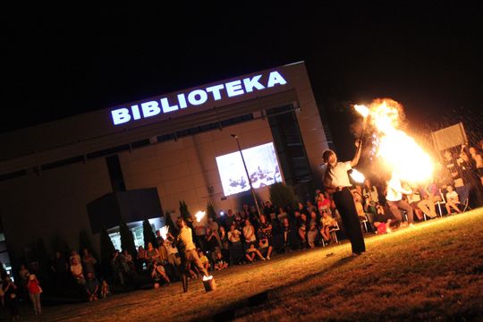 Chełm. Plenerowy spektakl w 80. rocznicę Powstania Warszawskiego [GALERIA ZDJĘĆ]