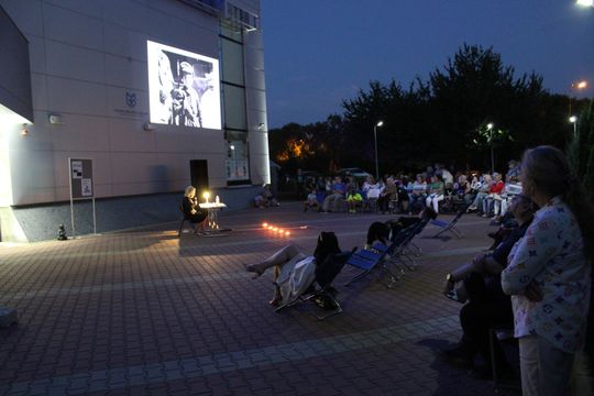 Chełm. Plenerowy spektakl w 80. rocznicę Powstania Warszawskiego [GALERIA ZDJĘĆ]