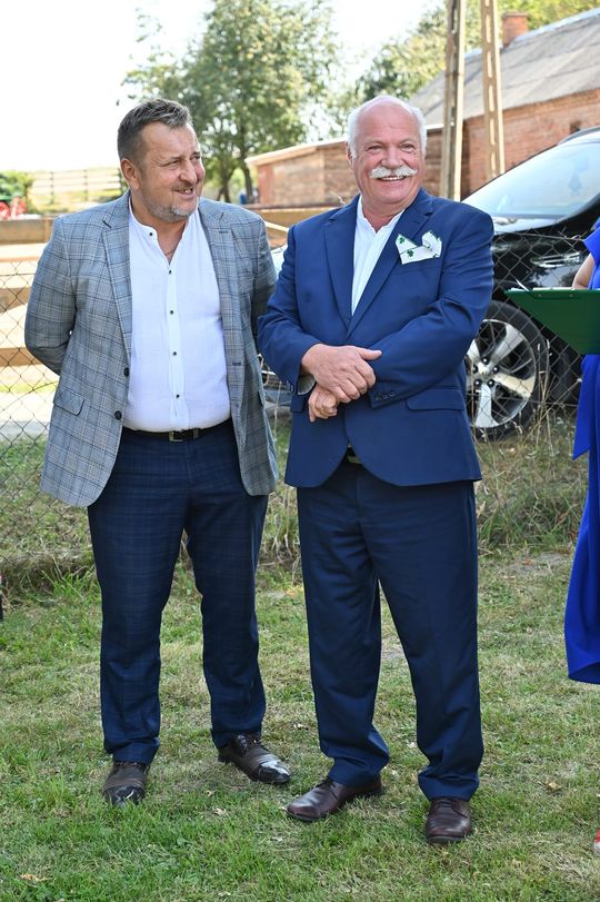 Powiat chełmski. Uroczyste otwarcie drogi powiatowej Żmudź Kolonia – Wólka Leszczańska oraz chodnika  [GALERIA ZDJĘĆ]