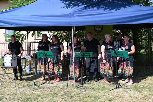 Powiat chełmski. Uroczyste otwarcie drogi powiatowej Żmudź Kolonia – Wólka Leszczańska oraz chodnika  [GALERIA ZDJĘĆ]