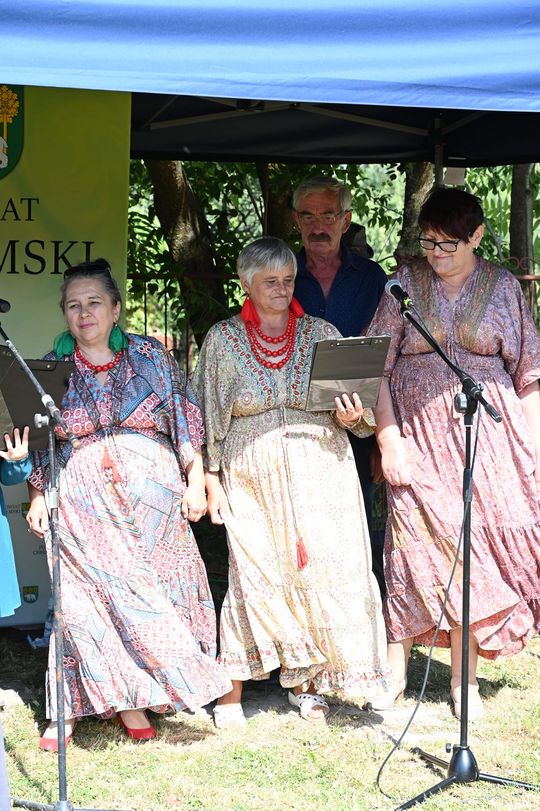 Powiat chełmski. Uroczyste otwarcie drogi powiatowej Żmudź Kolonia – Wólka Leszczańska oraz chodnika  [GALERIA ZDJĘĆ]