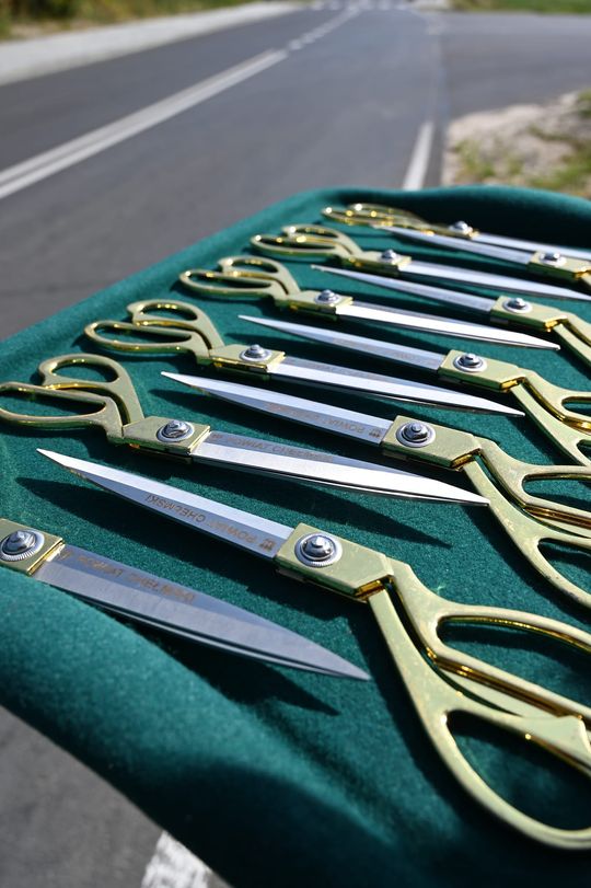 Powiat chełmski. Uroczyste otwarcie drogi powiatowej Żmudź Kolonia – Wólka Leszczańska oraz chodnika  [GALERIA ZDJĘĆ]