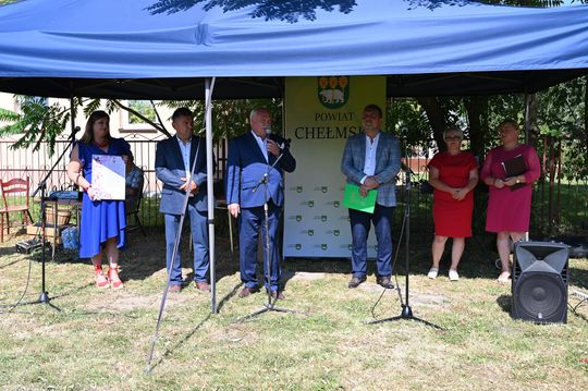 Powiat chełmski. Uroczyste otwarcie drogi powiatowej Żmudź Kolonia – Wólka Leszczańska oraz chodnika  [GALERIA ZDJĘĆ]