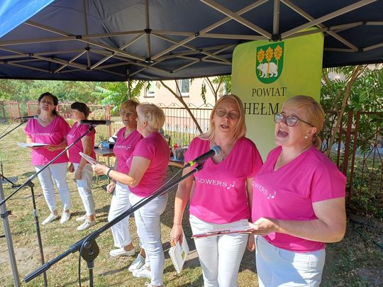 Powiat chełmski. Uroczyste otwarcie drogi powiatowej Żmudź Kolonia – Wólka Leszczańska oraz chodnika  [GALERIA ZDJĘĆ]