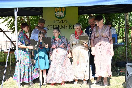 Powiat chełmski. Uroczyste otwarcie drogi powiatowej Żmudź Kolonia – Wólka Leszczańska oraz chodnika  [GALERIA ZDJĘĆ]
