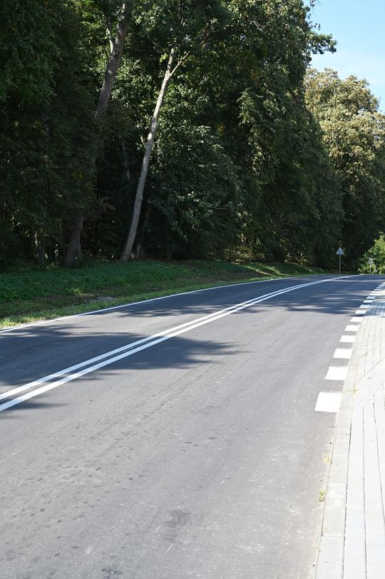 Powiat chełmski. Uroczyste otwarcie drogi powiatowej Żmudź Kolonia – Wólka Leszczańska oraz chodnika  [GALERIA ZDJĘĆ]