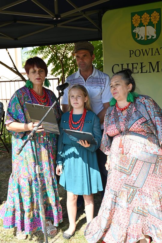 Powiat chełmski. Uroczyste otwarcie drogi powiatowej Żmudź Kolonia – Wólka Leszczańska oraz chodnika  [GALERIA ZDJĘĆ]