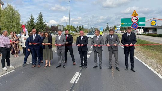 Powiat włodawski. Województwo wylało 5 km nowego asfaltu. Uroczyste otwarcie drogi