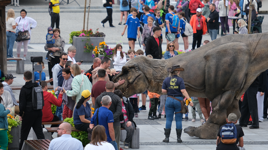 Dzień Sportu w Chełmie. Były nawet dinozaury... [GALERIA ZDJĘĆ]