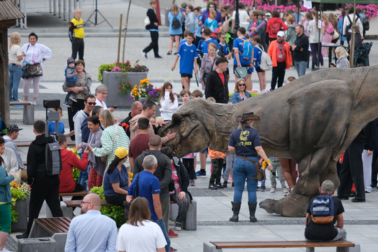 Dzień Sportu w Chełmie. Były nawet dinozaury... [GALERIA ZDJĘĆ]