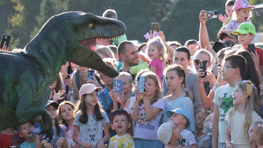 Chełm. Tłum chełmian na spotkaniu z dinozaurami [GALERIA ZDJĘĆ]