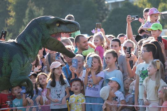 Chełm. Tłumy chełmian przyszły na spotkanie z dinozaurami [GALERIA ZDJĘĆ]