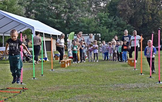 Gm. Dorohusk. Powiatowa Minispartakiada Przedszkolaka w Specjalnym Ośrodku Szkolno-Wychowawczym [GALERIA ZDJĘĆ]