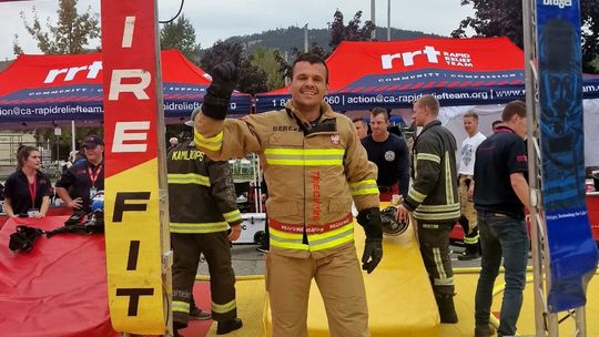 Znów tego dokonał! Dwa złota mistrzostw świata Firefit Kanada dla Berezy! [GALERIA ZDJĘĆ]