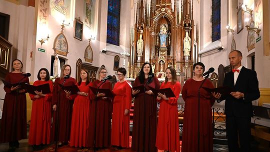 5. edycja PRZEGLĄDU PIEŚNI MARYJNEJ "Ciebie na wieki wychwalać będziemy" [GALERIA ZDJĘĆ]