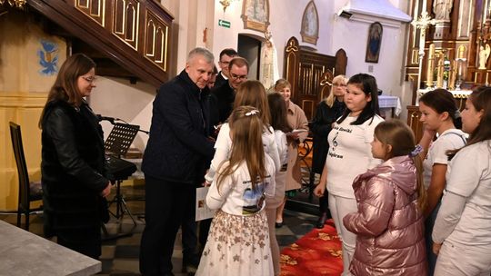 5. edycja PRZEGLĄDU PIEŚNI MARYJNEJ "Ciebie na wieki wychwalać będziemy" [GALERIA ZDJĘĆ]