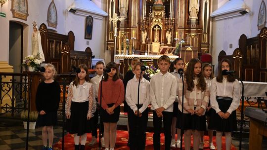 5. edycja PRZEGLĄDU PIEŚNI MARYJNEJ "Ciebie na wieki wychwalać będziemy" [GALERIA ZDJĘĆ]